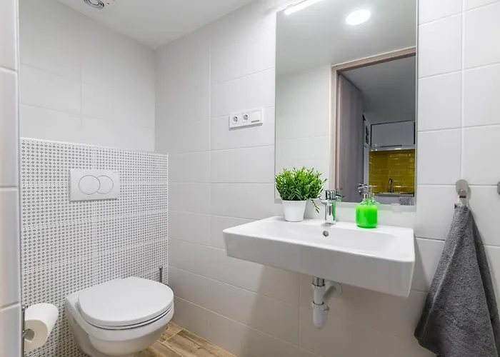 The Right Choice * Budapest