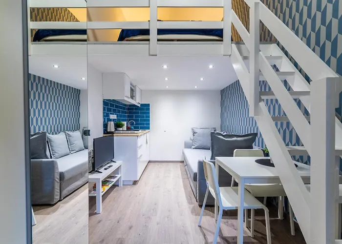 The Right Choice * Budapest