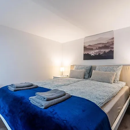 Apartman The Right Choice
